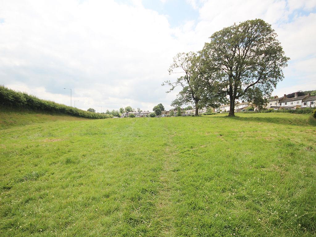 4 bedroom house For Sale in Fence, Burnley - IMG_3327.jpg